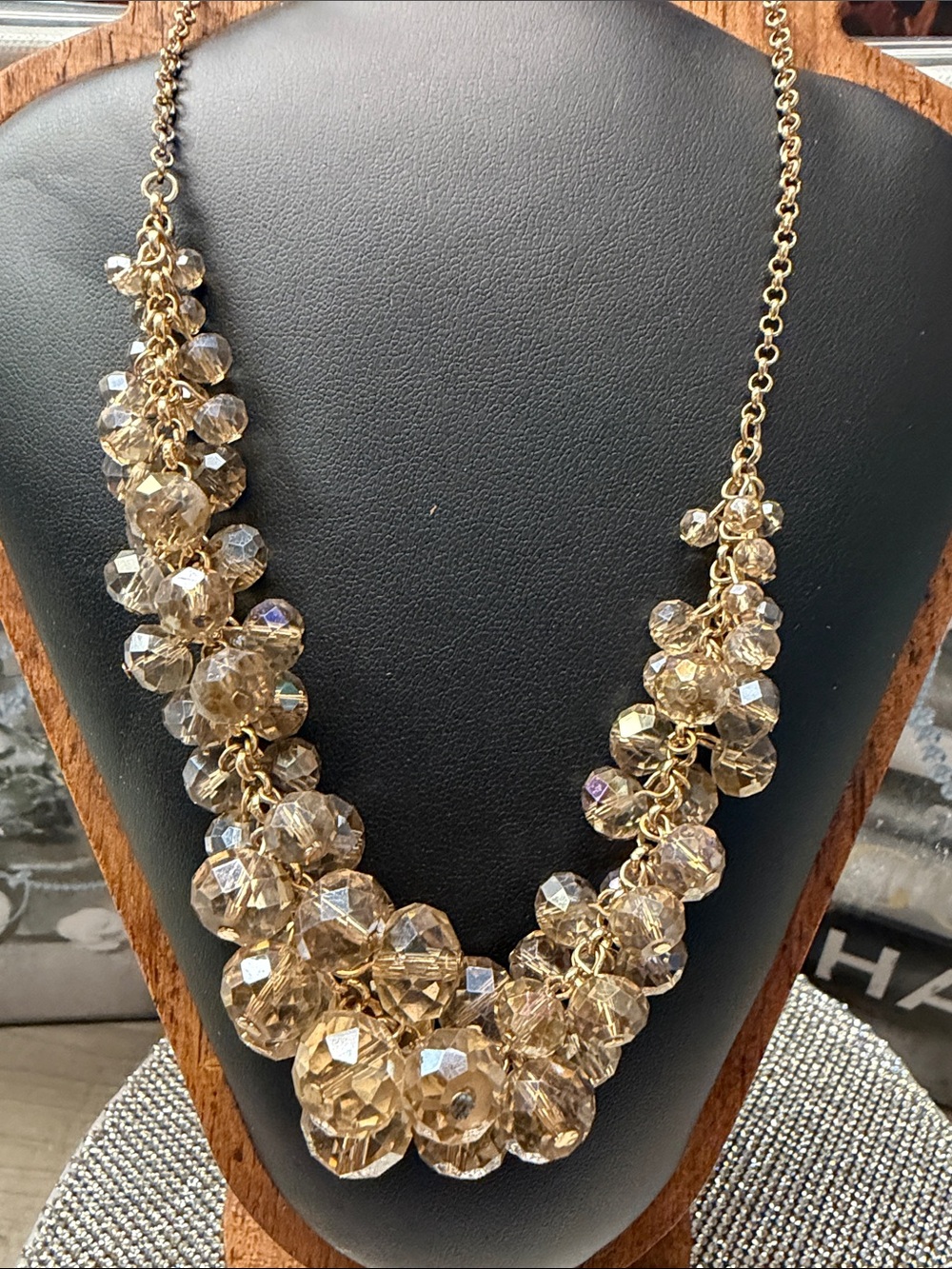 Taramanda Gold Crystal Cluster Statement Necklace - Champagne Gold Tone. 🆕